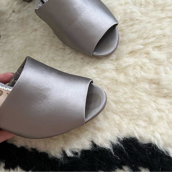 Sam Edelman Odele Silvery Grey Satin Heels - Picture 3 of 9